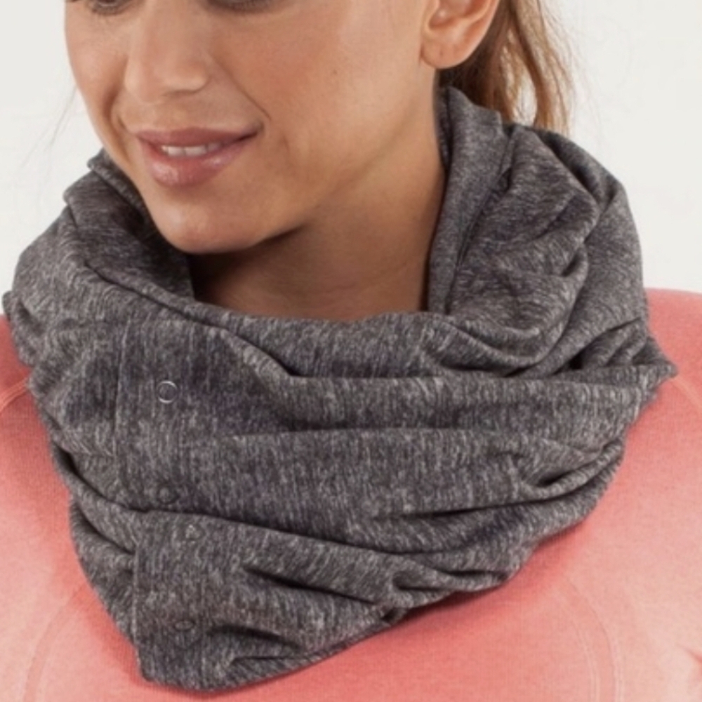 LULULEMON Vinyasa Wrap Scarf Gray Shawl Wrap Gym Yoga